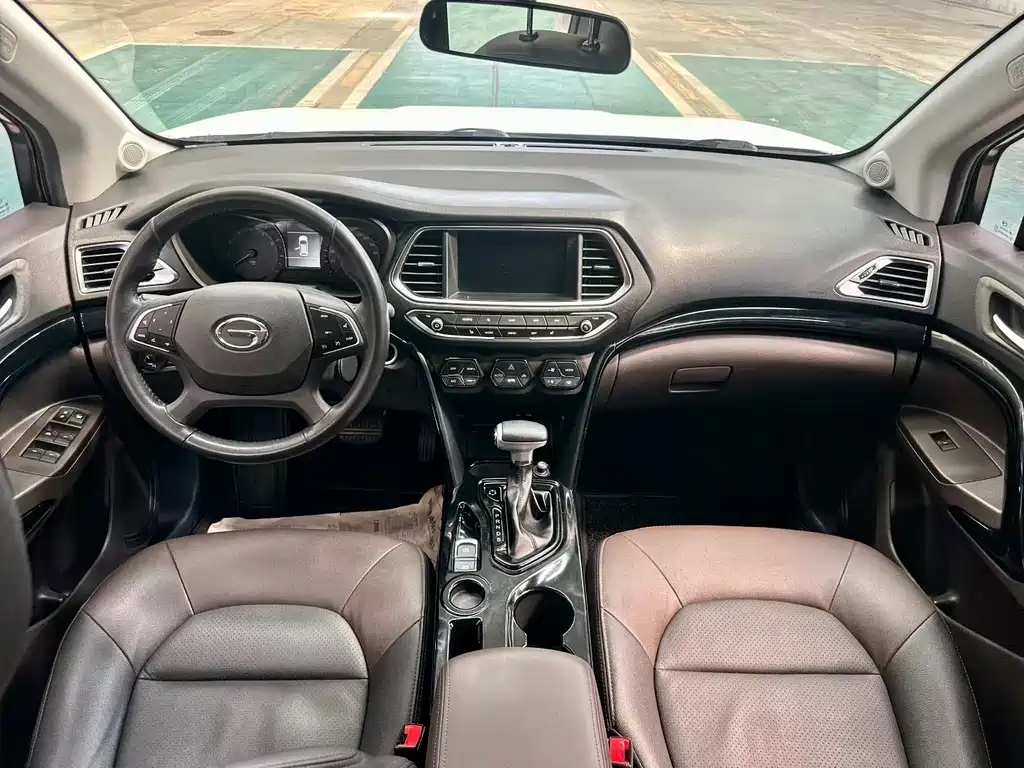 GAC Trumpchi GS4 2017 — фото 8