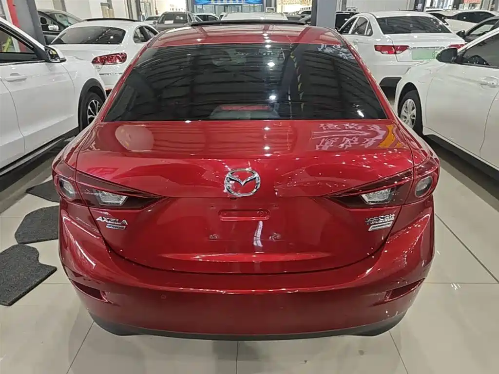 Mazda 3 Axela 2016 — фото 6