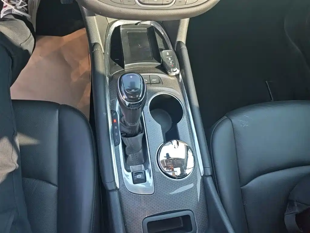 Chevrolet Malibu XL 2018 — фото 14