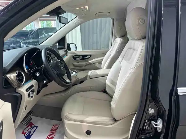 Mercedes-Benz V-Class 2021