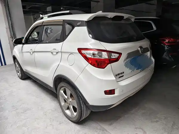 Changan CS35 2015