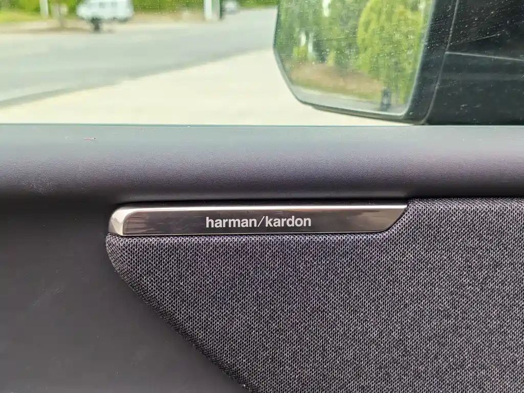 Volvo XC70 PHEV 2025 — фото 12