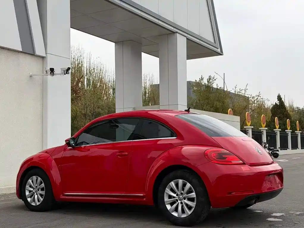 Volkswagen Beetle 2016