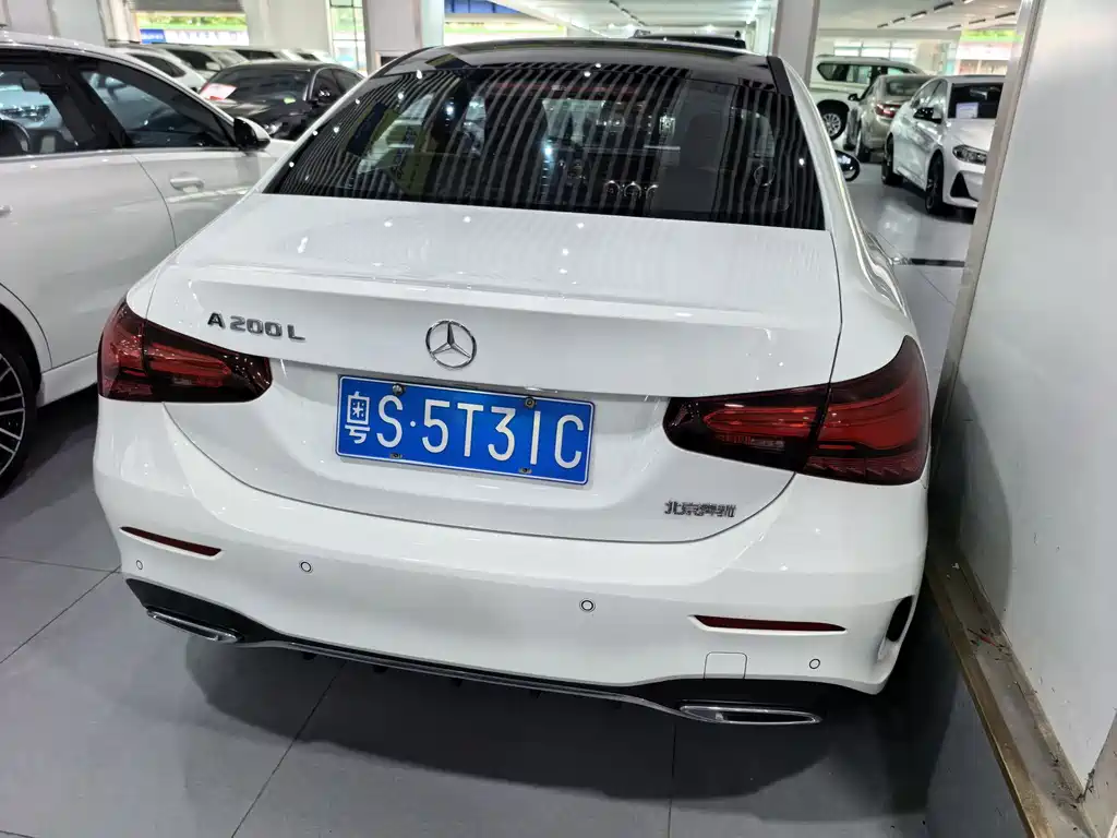 Mercedes-Benz A-Class 2024 — фото 14