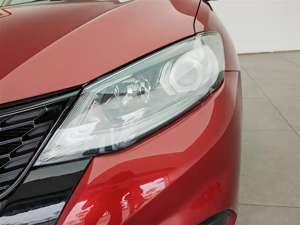 Nissan Tiida 2021