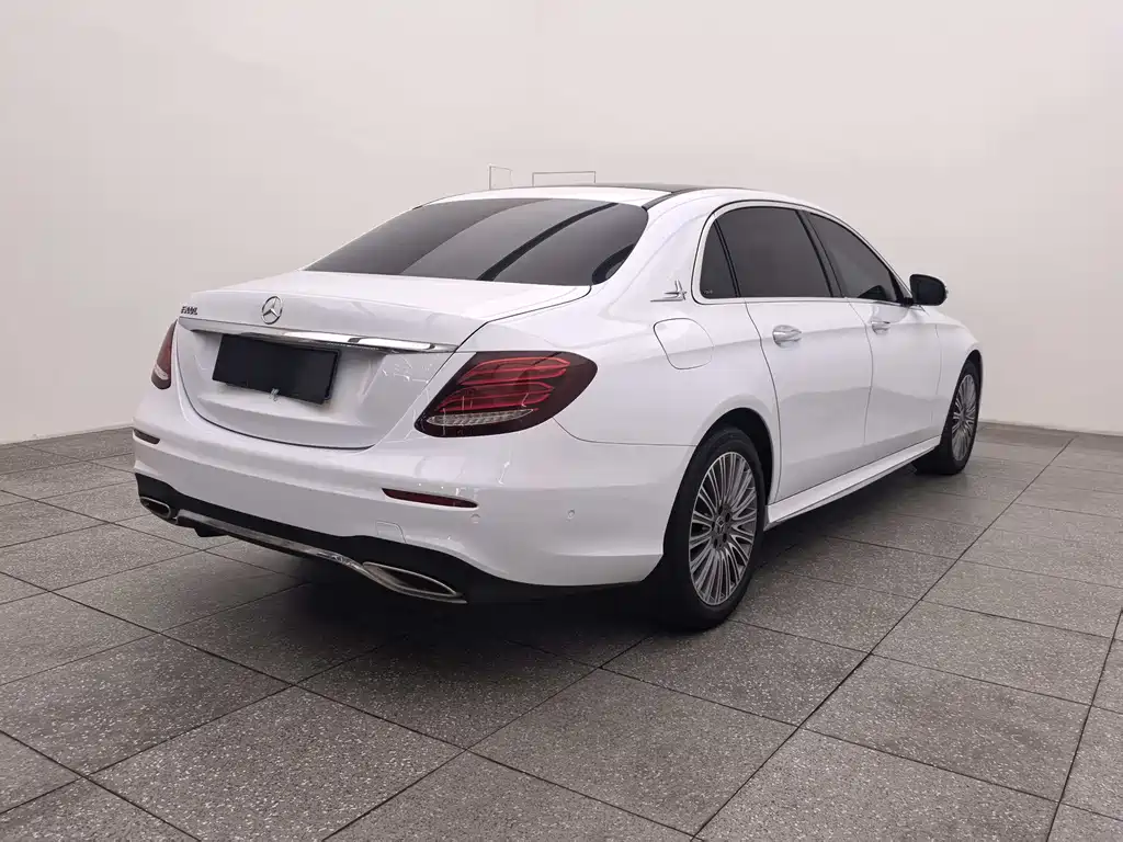 Mercedes-Benz E-Class 2020 — фото 6