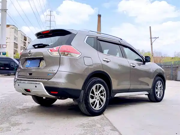 Nissan X-Trail 2014