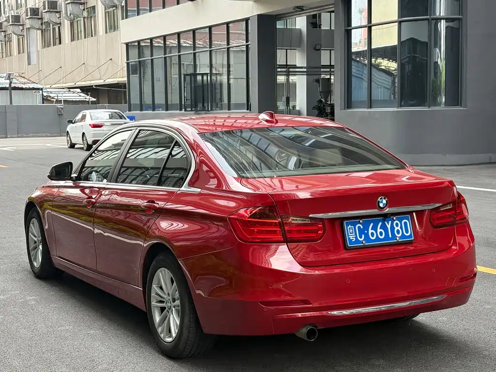BMW 3 Series 2013 — фото 2