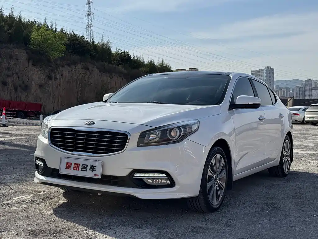 Kia K4 2015 — фото 1