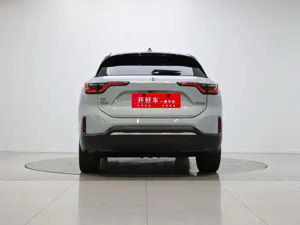 NIO ES6 2021