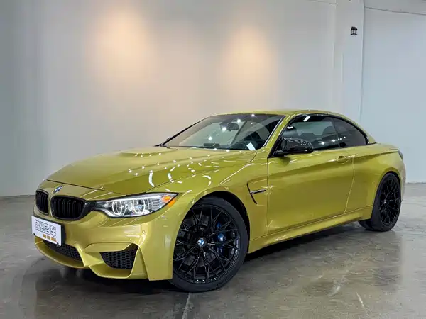 BMW M4 2015