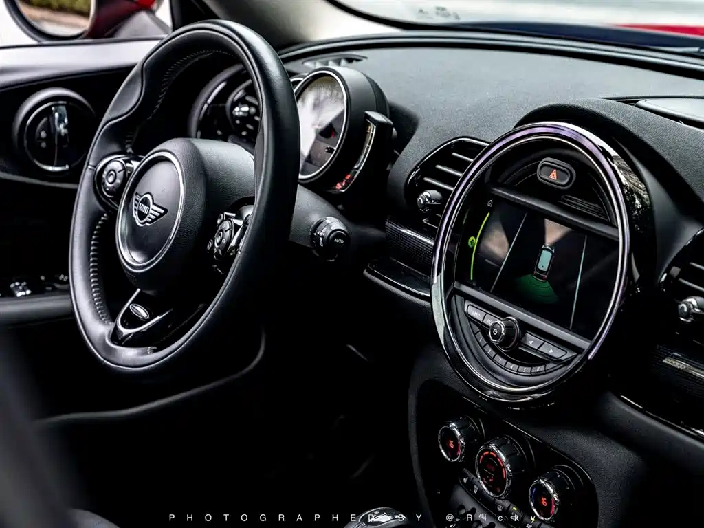 MINI Clubman 2018 — фото 6