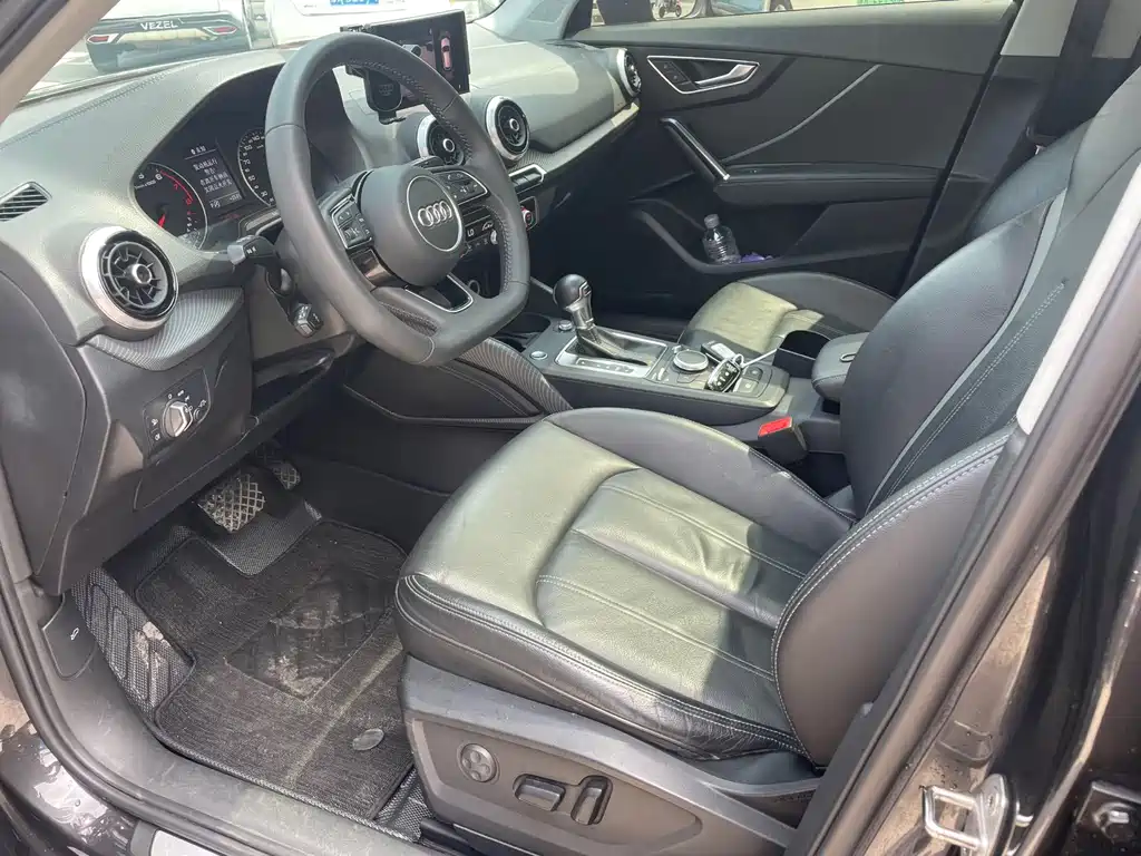Audi Q2L 2022
