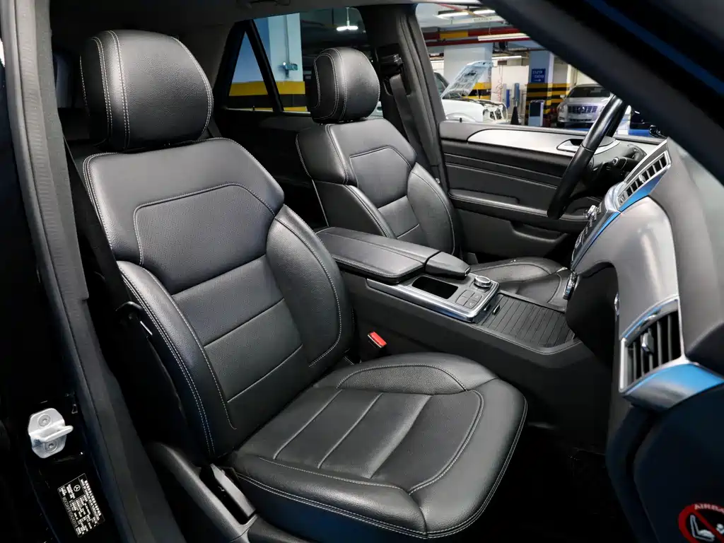 Mercedes-Benz M-Class 2013 — фото 10