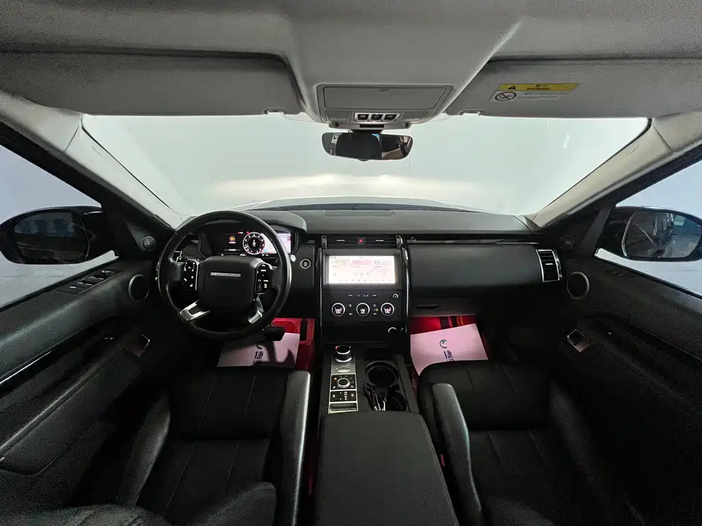 Land Rover Discovery 2020 — фото 31