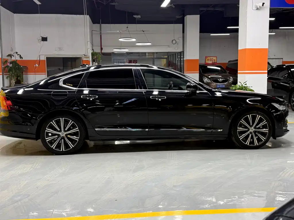 Volvo S90 2022 — фото 8