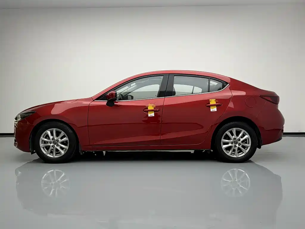 Mazda 3 Axela 2018 — фото 7