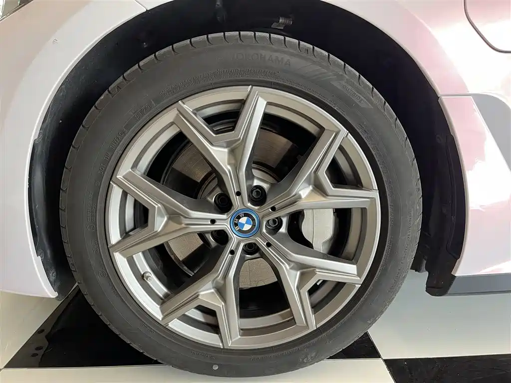 BMW i3 2024 — фото 11