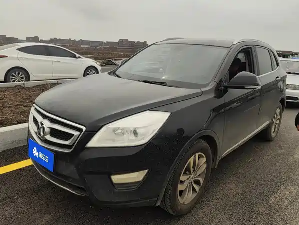 BAIC Shenbao X65 2015