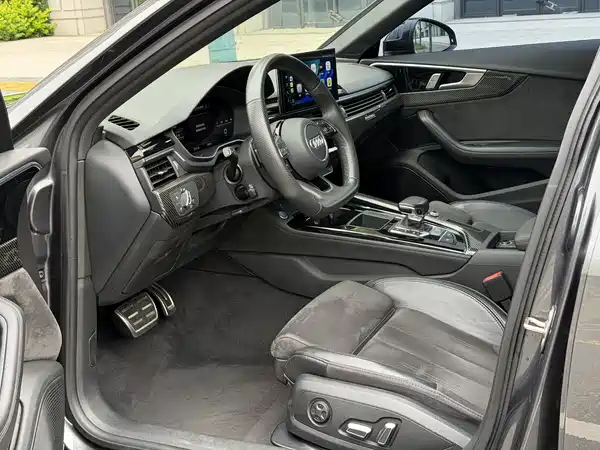 Audi A4L 2024