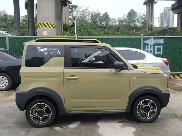 Geely Galaxy Panda 2023