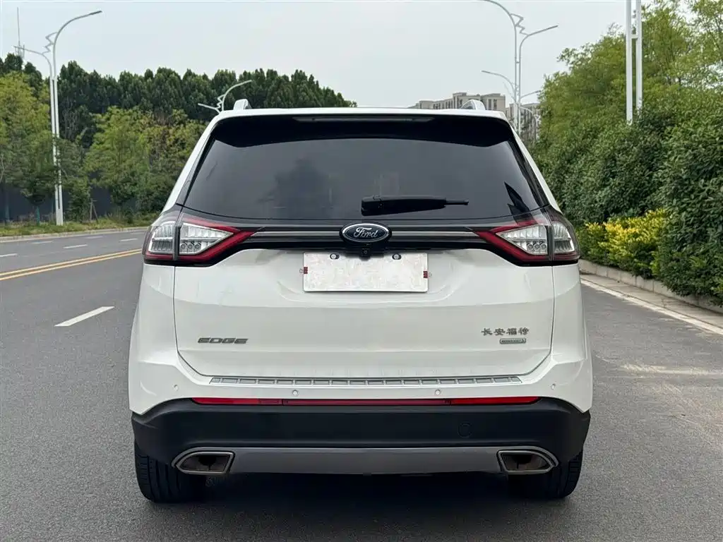 Ford Edge 2016