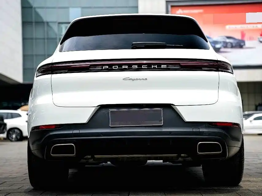 Porsche Cayenne 2024 — фото 14
