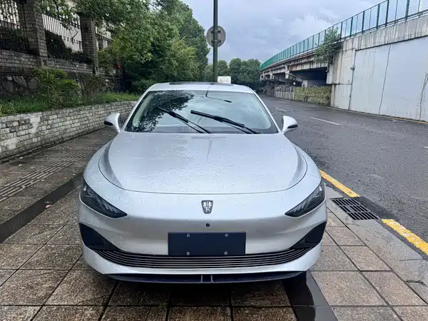 Roewe D7 2025