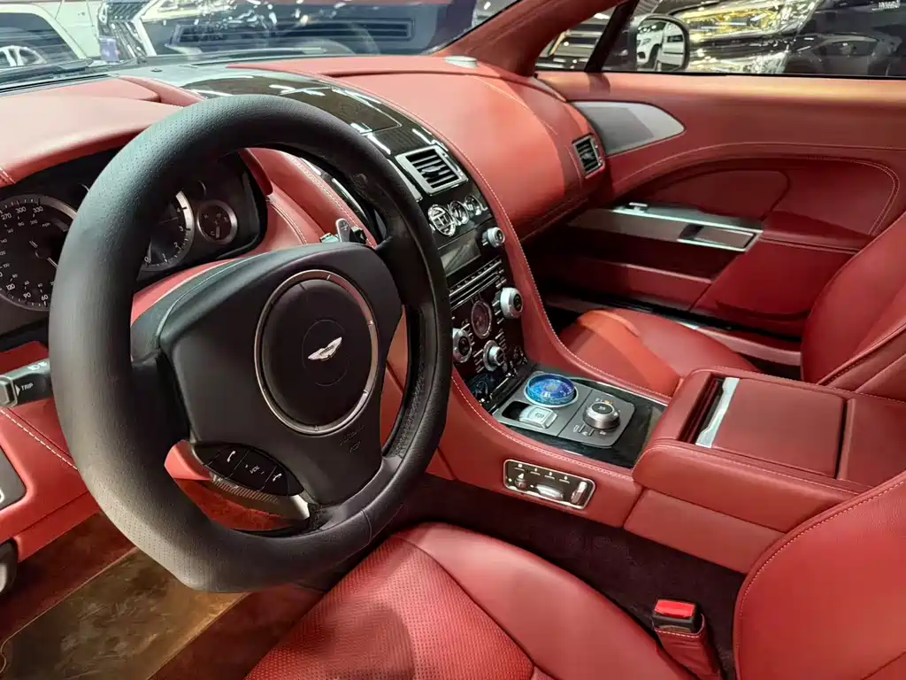 Aston Martin Rapide 2014 — фото 6
