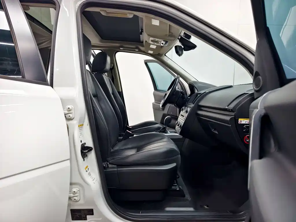 Land Rover Freelander 2 2014 — фото 14