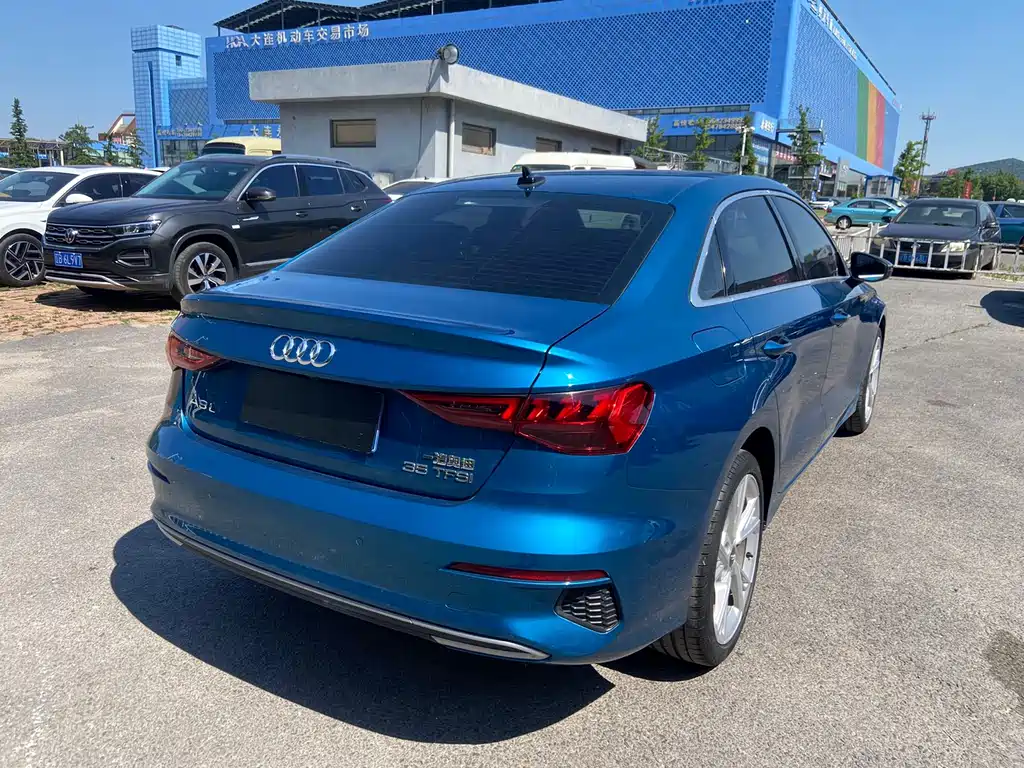 Audi A3 2021 — фото 4