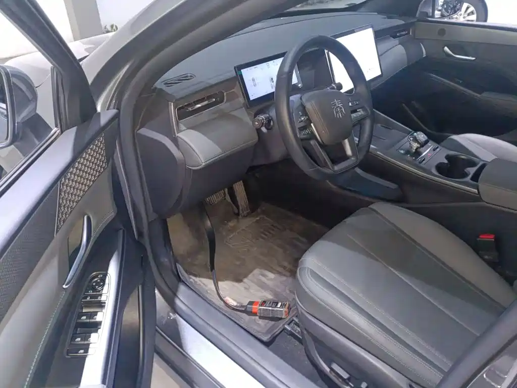 BYD Qin PLUS 2025 — фото 16