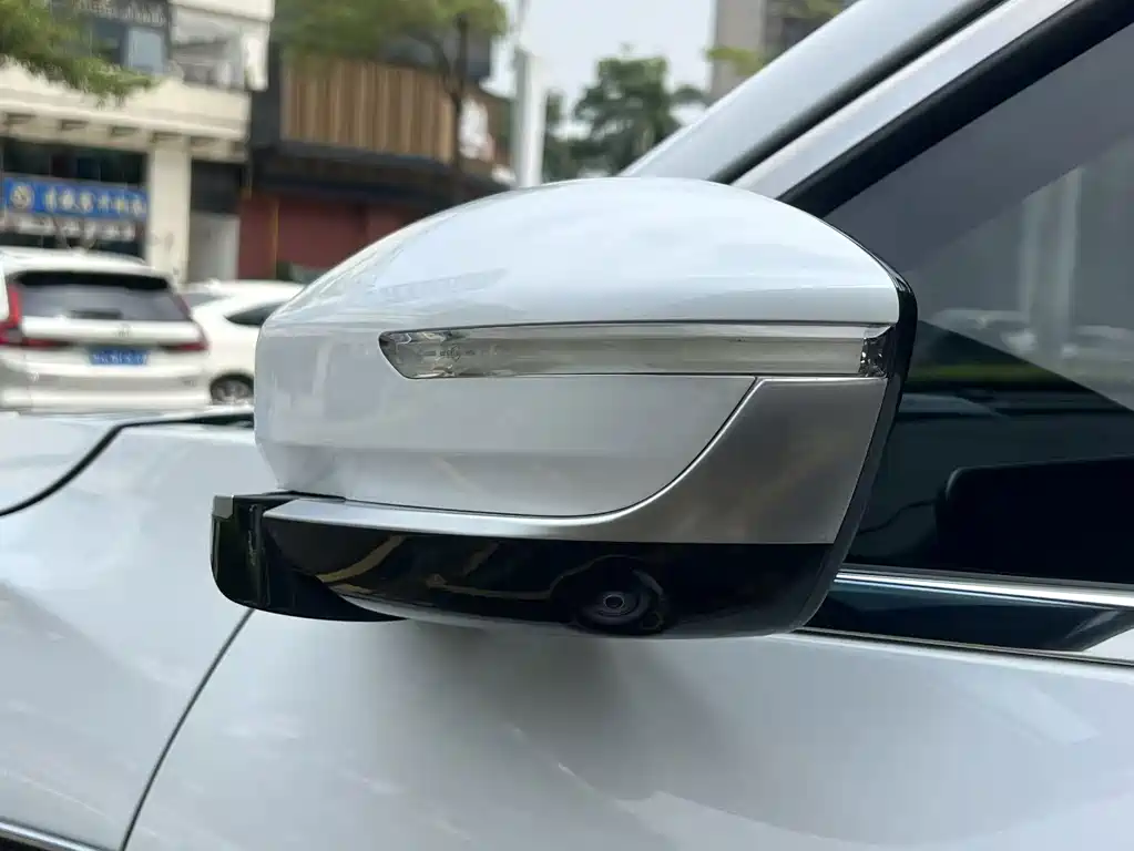 Jetour X70 PLUS 2022 — фото 11