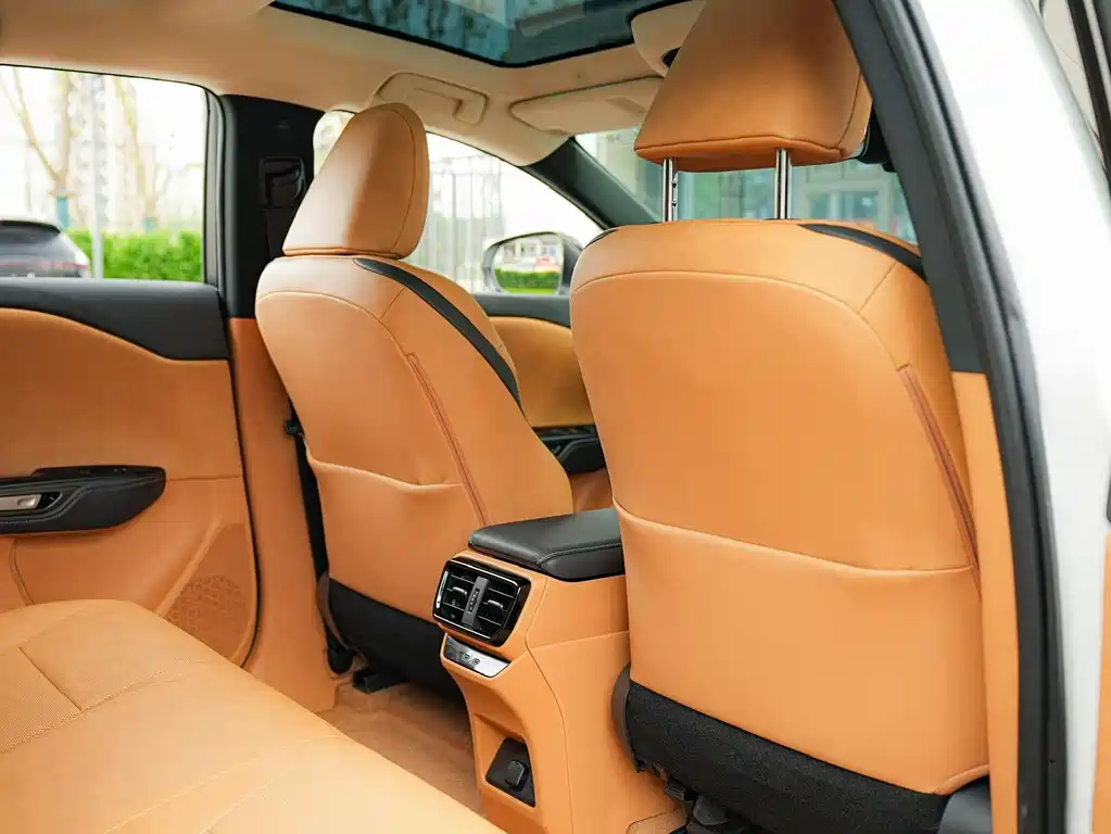 Lexus RZ 2023 — фото 12