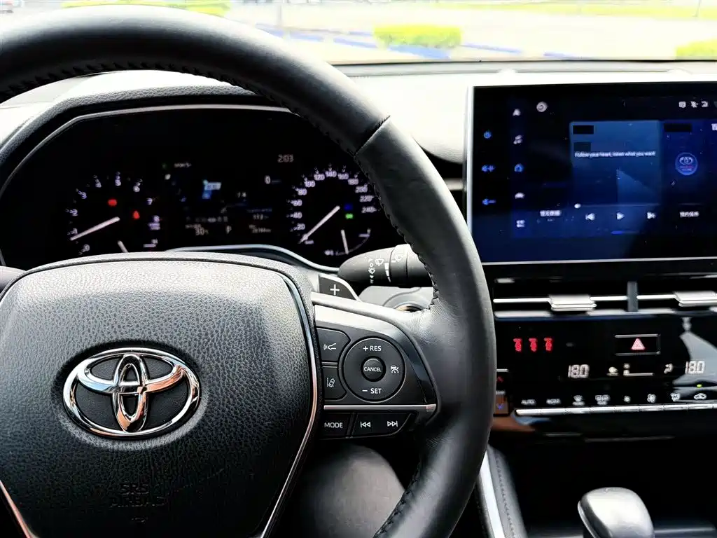 Toyota Avalon 2023 — фото 14