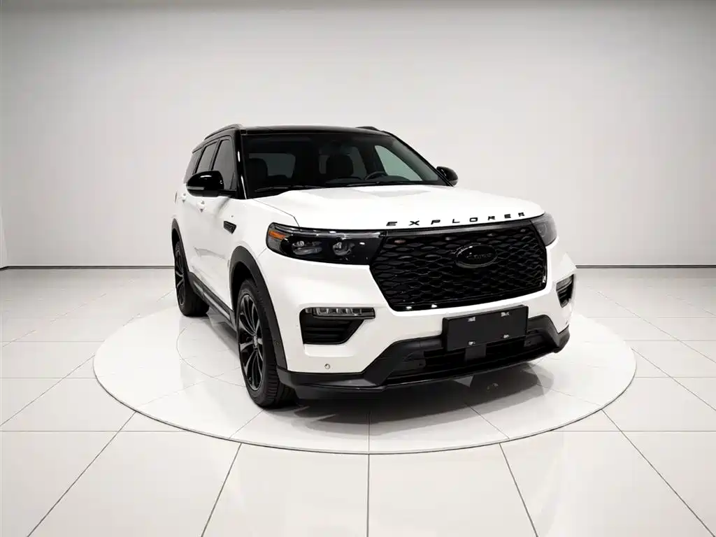 Ford Explorer 2021 — фото 3