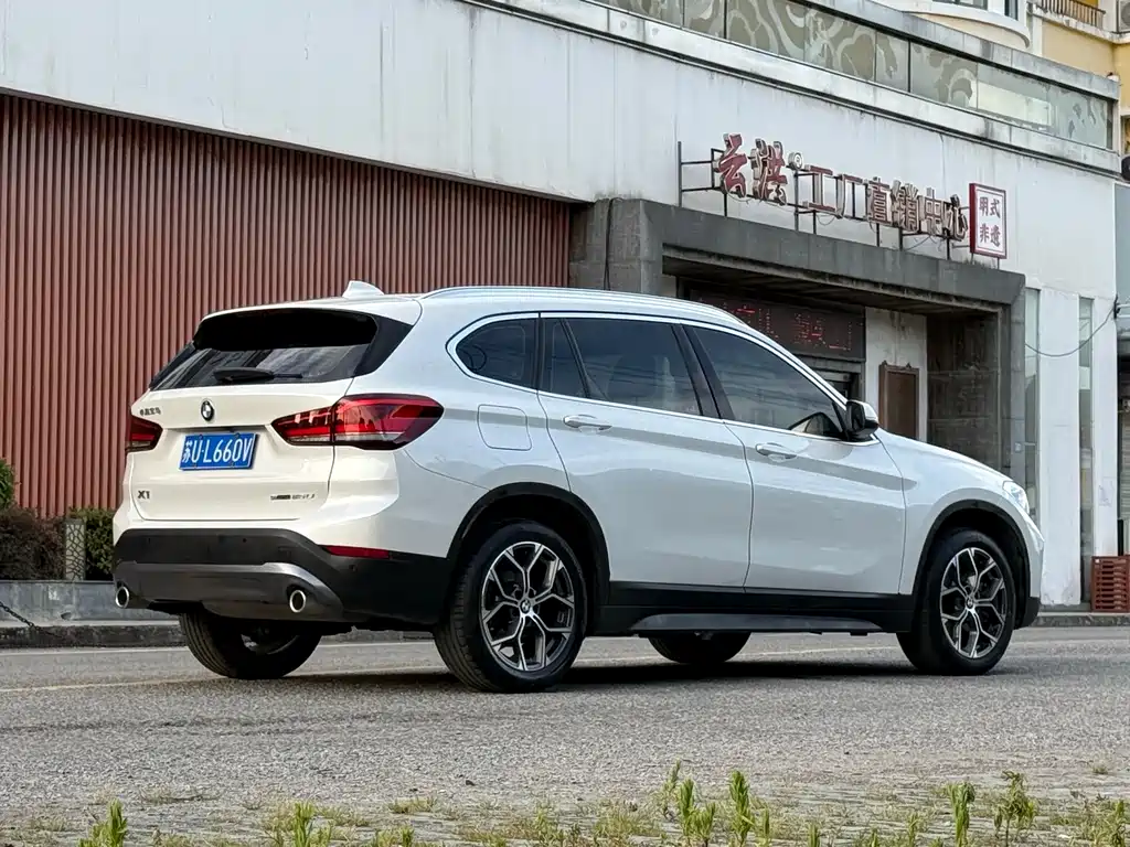 BMW X1 2021