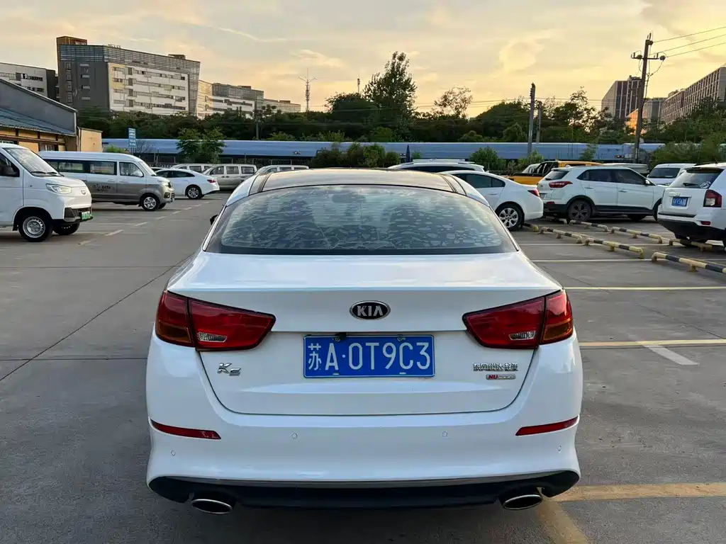 Kia K5 2015 — фото 11