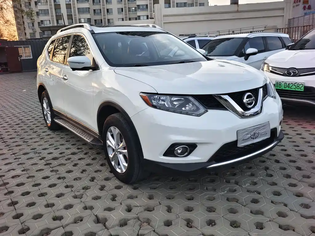 Nissan X-Trail 2014