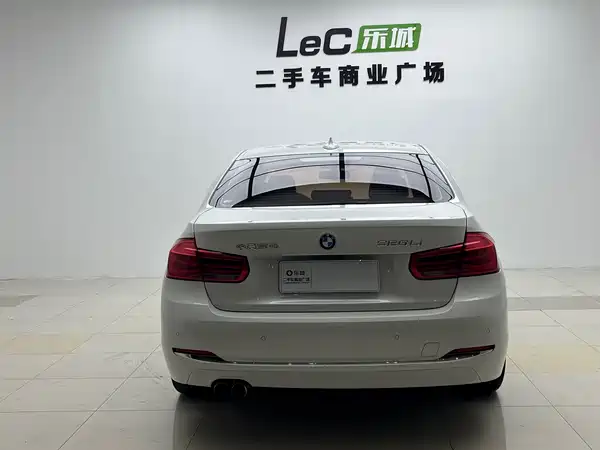 BMW 3 Series 2017