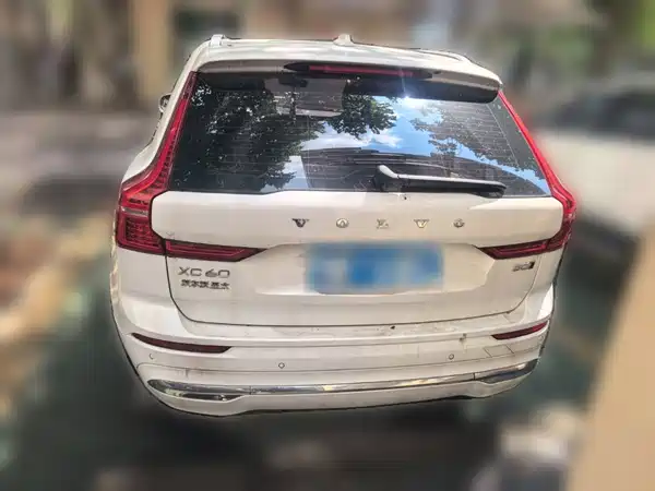 Volvo XC60 2022
