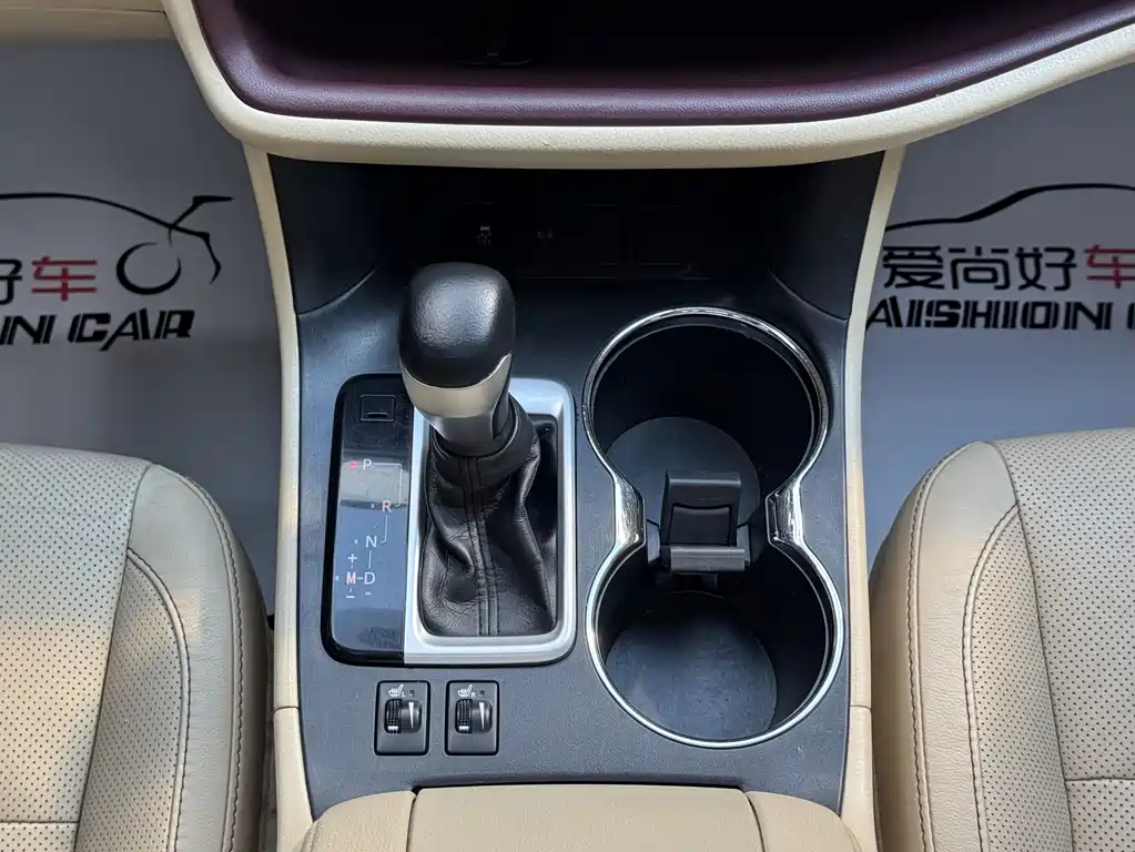 Toyota Highlander 2015 — фото 13