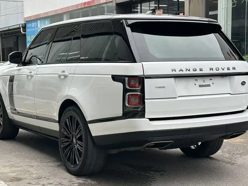 Land Rover Range Rover 2018 — фото 10