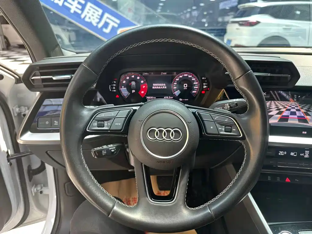 Audi A3 2022 — фото 10