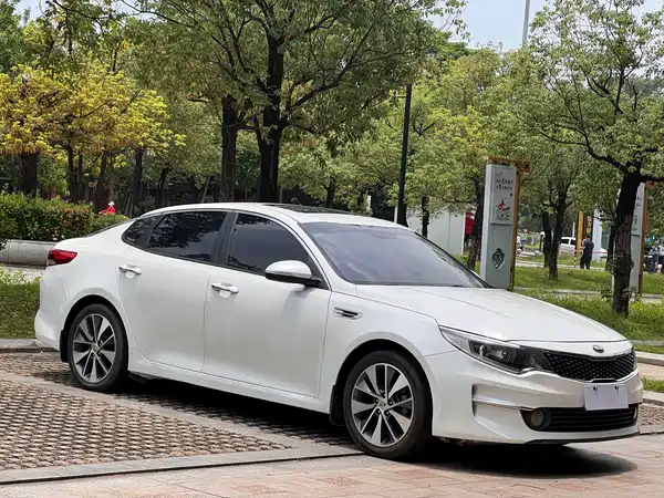 Kia K5 2016