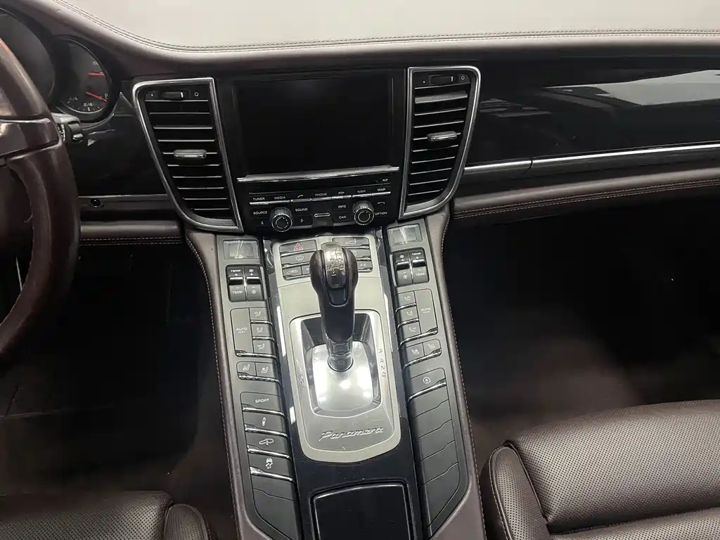 Porsche Panamera 2014 — фото 15
