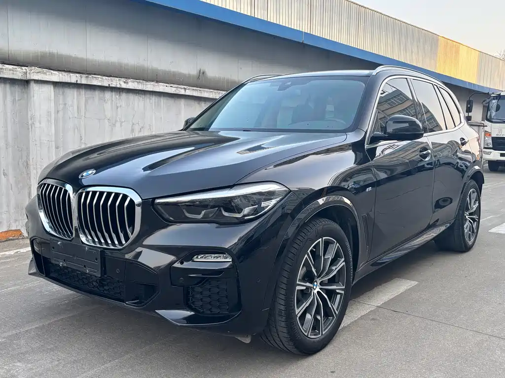 BMW X5 2020 — фото 1