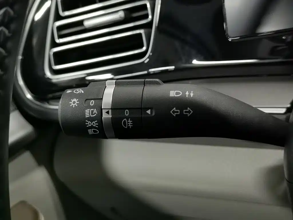 BYD Qin PLUS 2023 — фото 21