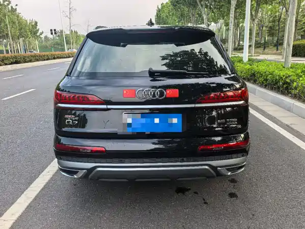 Audi Q7 2022