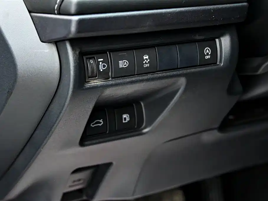Toyota Camry 2024 — фото 24